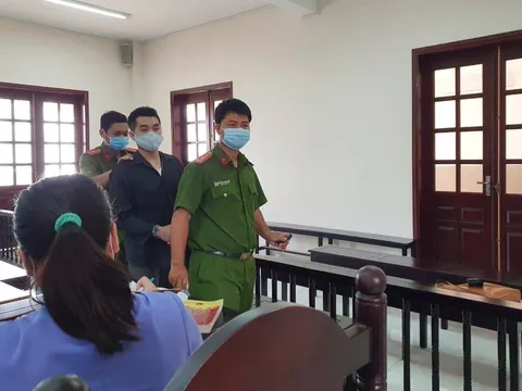 Xâm hại bé gái sinh năm 2005, kẻ tội đồ 17 tuổi khiến dư luận bất bình lĩnh án tù xứng đáng
