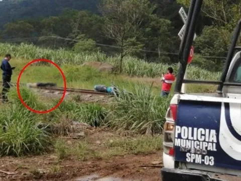 Phẫn nộ vụ phóng viên `chiến trường` bị tra tấn, sát hại dã man rồi ném xác trên đường ray tàu hỏa