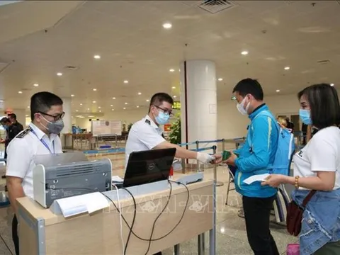 Thêm một cô gái Hà Nội phát hiện dương tính với SARS-CoV-2 khi sang Nhật Bản