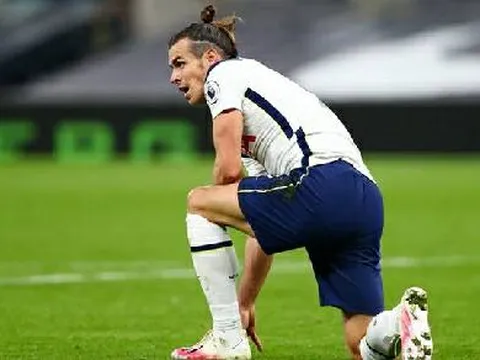 Mourinho chửi học trò té tát sau khi Tottenham dính `Lời nguyền Bale`