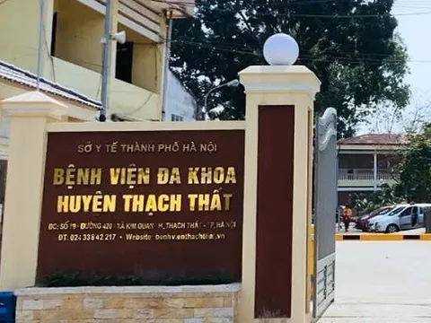 Nhập viện vì sốt và ho, bé trai 15 tháng tuổi tử vong bất thường tại Bệnh viện huyện Thạch Thất