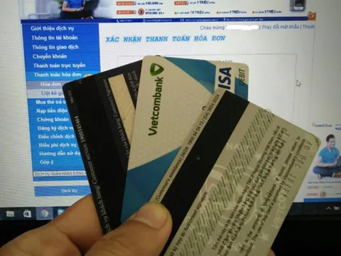 Ngân hàng dừng phát hành thẻ ATM từ 31/3/2021