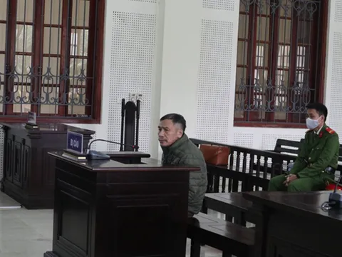Người đàn ông bạc bẽo vô lương tâm cho thuốc chuột vào nước dùng đầu độc vợ cũ