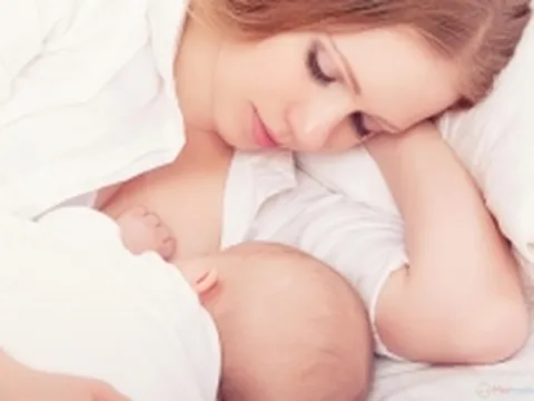 Cho trẻ bú có lợi ích gì đối với sức khỏe của mẹ?