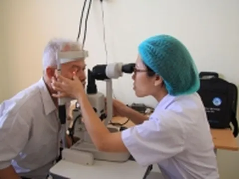 Khi thị lực bị lão hoá