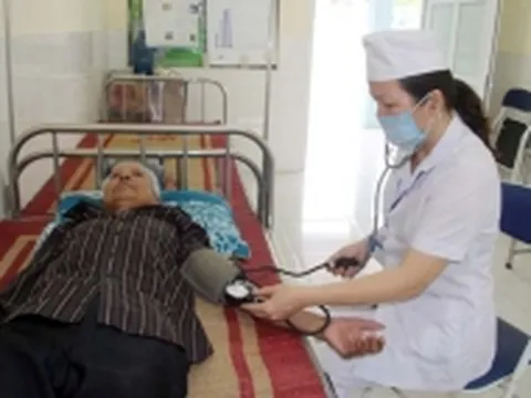 Nghịch lý: Bệnh nhẹ cũng đổ dồn lên tuyến trên, dù tuyến dưới quản lý được