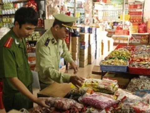 Tăng cường quản lý, kiểm soát các thực phẩm trong dịp Tết Dương lịch và Tết Nguyên đán 2019