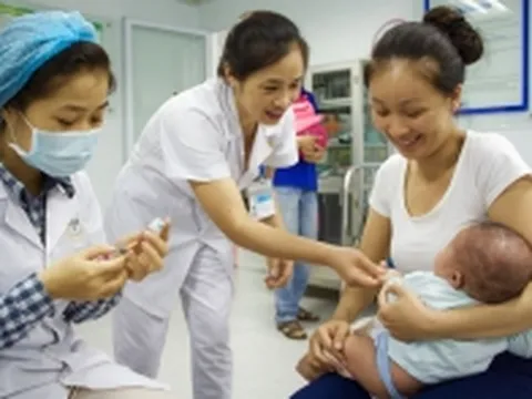Tiêm chủng mở rộng tăng cường phòng bệnh cho cộng đồng