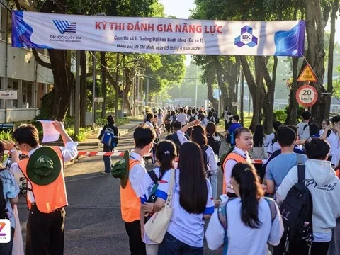 Gần 134.000 thí sinh bắt đầu thi đánh giá năng lực kỷ lục tại TP.HCM