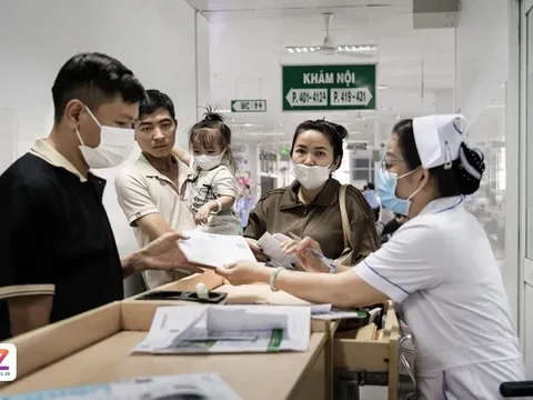 Đổ bệnh vì nắng như 'đổ lửa' ở TP.HCM