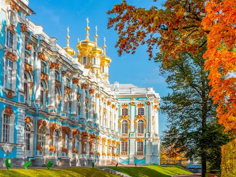 Hoàng Việt Travel Đánh Thức Giấc Mơ Nước Nga: Trải Nghiệm Mùa Hè "Đêm Trắng" Và Thu Vàng Quyến Rũ