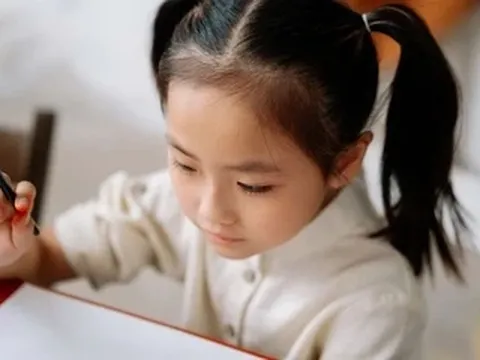 Vừa bế giảng, phụ huynh đã đăng ký cho con học hè kín lịch