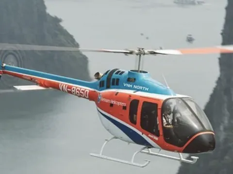 Nóng: Rơi trực thăng chở khách ngắm vịnh Hạ Long, 5 người gặp nạn