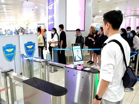Chính thức sử dụng VNeID làm thủ tục đi máy bay từ 2.8