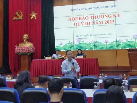 HLV Bùi Xuân Hà đã trả tiền "giữ hộ” VĐV bóng bàn trẻ, 'có vấn đề gì đâu'?