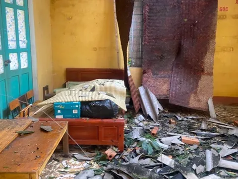 Lốc xoáy tại Thanh Hóa: Trường học và nhà dân bị thiệt hại nặng nề