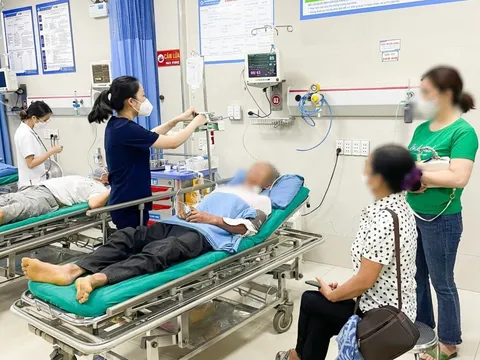 Người đàn ông sốc phản vệ, nguy kịch vì “thuốc đông y gia truyền"