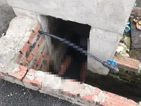 Kinh hãi phát hiện thi thể nam giới trong ống cống ở Bắc Giang