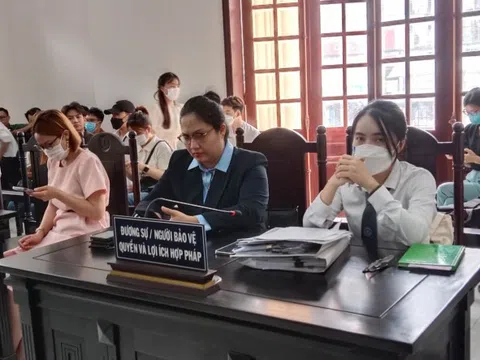 Vì sao hoãn phiên xử vụ kiện giữa hoa hậu Thùy Tiên và bà Đặng Thùy Trang?