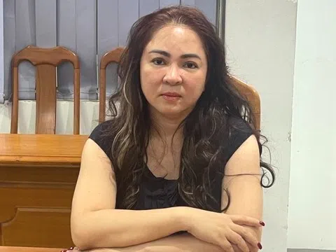 Vì sao bà Nguyễn Phương Hằng từ chối 8 luật sư bào chữa?