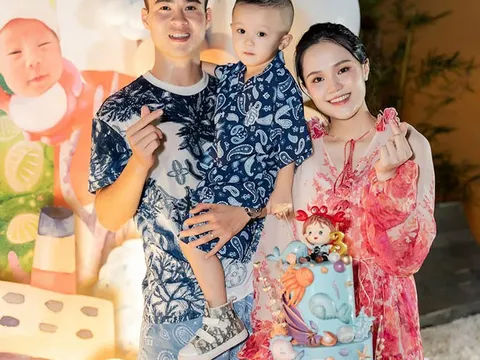 Vợ Duy Mạnh sinh con gái