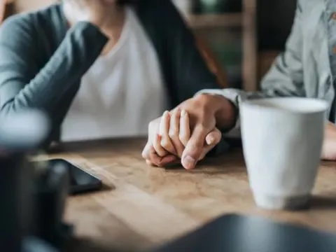 7 cách để vượt qua chuyện ngoại tình