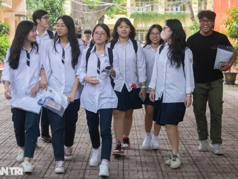 27 điểm vẫn trượt đại học có là bất bình thường mùa tuyển sinh 2024?