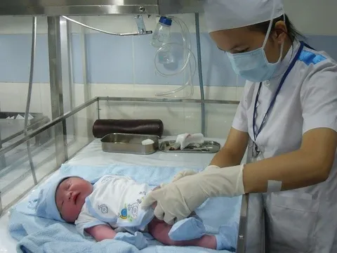 Bộ Y tế bác thông tin thí điểm xử phạt người độc thân