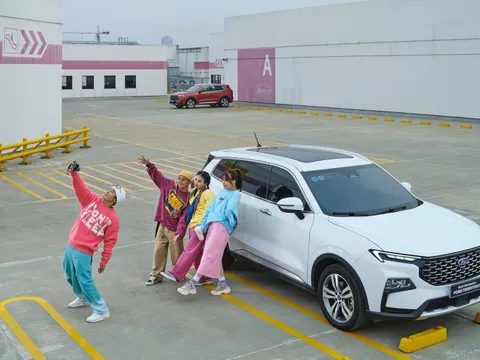 Bảng giá xe Ford tháng 11/2024: Khách mua được tặng 100% trước bạ