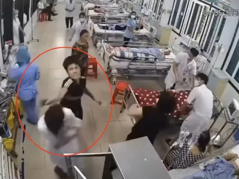 Nhân viên y tế BV Đa khoa Nam Định bị người nhà bệnh nhân đánh liên tiếp vào đầu
