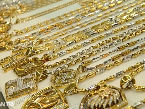 Giá vàng tăng tiếp 1,3 triệu đồng ở chiều thu mua