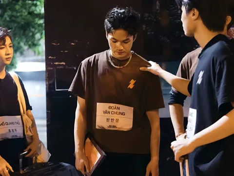 Chuyện gì đang xảy ra với Tân binh toàn năng?