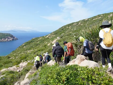 7 món đồ công nghệ cần mang khi đi team building