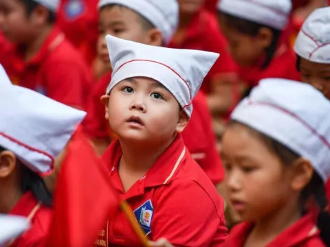Lại tâm tư chuyện 'con toàn điểm 9, 10 nhưng cũng chỉ bằng trung bình'