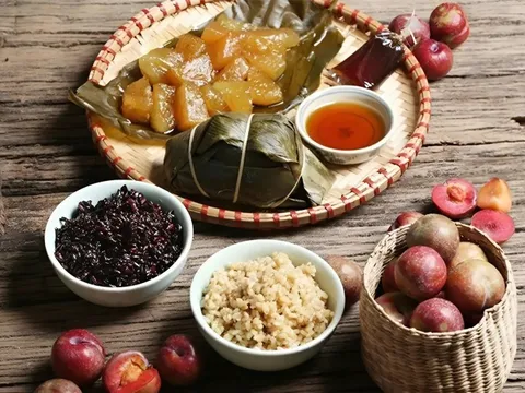 Tết Đoan Ngọ: 5 món ngon mang ý nghĩa điềm lành, thời vận suôn sẻ