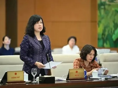 Bãi bỏ quy định 'mỗi gia đình chỉ sinh một hoặc hai con'