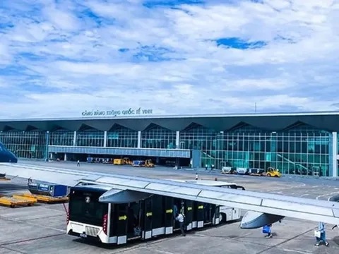 Sân bay Vinh đóng cửa từ 1/7, hãng bay gấp rút giải tỏa khách bay