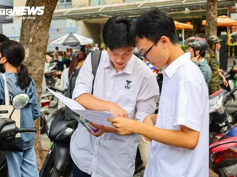 Thí sinh than Toán khó, giáo viên nói 'ai học mẹo, học tủ mới khóc thét'