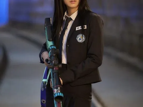 Jisoo (BLACKPINK) cuối cùng cũng được khen