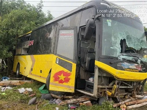 Nguyên nhân ban đầu vụ lật xe khách ở Hà Tĩnh làm 9 người chết