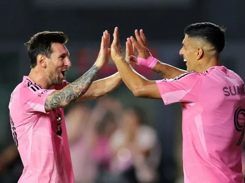 Suarez muốn giải nghệ cùng Messi