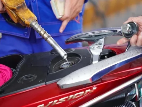Lý do Bộ Công Thương đề xuất toàn bộ ôtô, xe máy dùng xăng E10 từ 2026