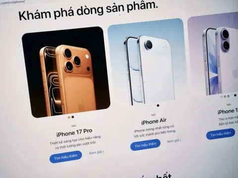 iPhone 17 Pro Max cháy hàng sau 5 phút, đại lý sập web đặt hàng