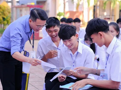 Vì sao Bộ GD&ĐT quyết định bỏ hình thức đình chỉ học sinh?