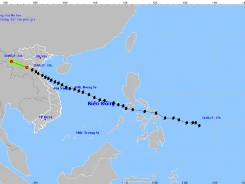 Bão số 10 đã suy yếu thành áp thấp nhiệt đới