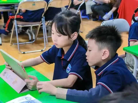 Học sinh tiểu học sắp được dạy AI