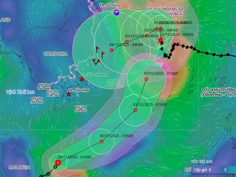 Bão số 15 giật cấp 13 di chuyển chậm trên Biển Đông, áp thấp nhiệt đới lạ thường có vào Nam Bộ?