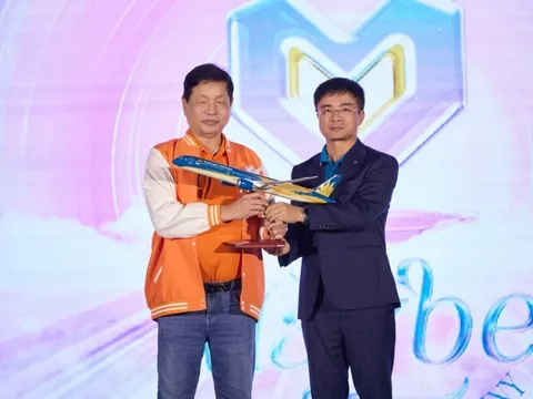 Ông Trương Gia Bình thưởng 100 triệu nếu nhân viên kết hôn, đẻ con