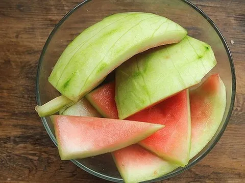 3 bộ phận của dưa hấu nhiều người tiếc rẻ ăn cho bằng được, nào ngờ lại gây khó chịu cho dạ dày
