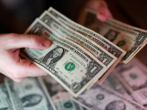 Đồng USD chao đảo giữa kỳ vọng hạ nhiệt xung đột Iran